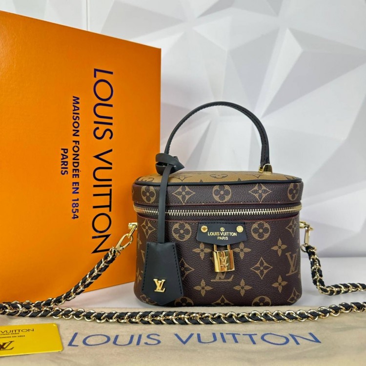 LOUİS VUİTTON VANİTY PM CLASSİC